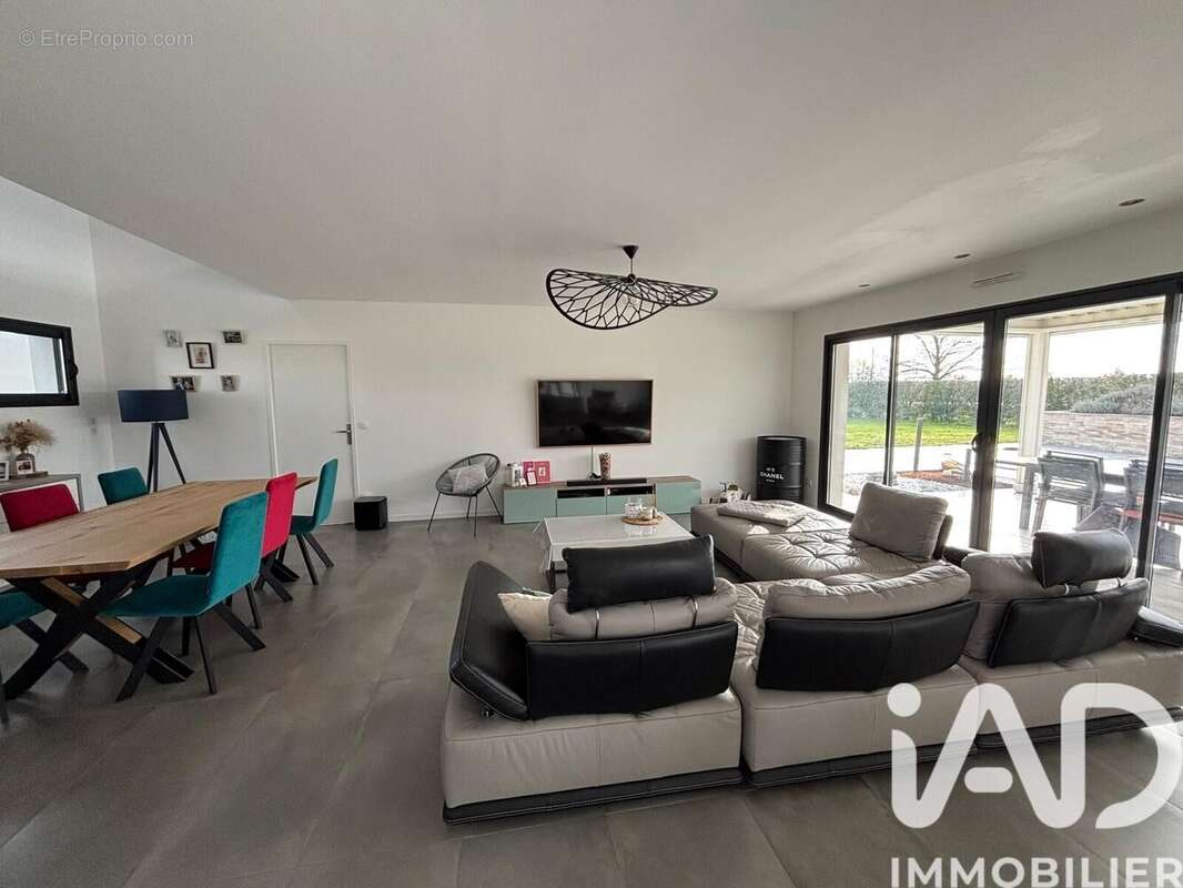 Photo 3 - Maison à LIGUGE