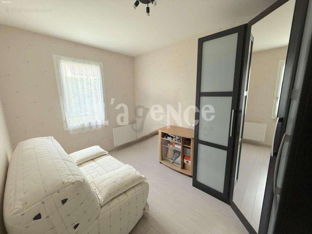 Maison à CLAYE-SOUILLY