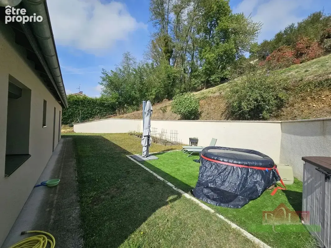 EYZIN-PINET, Villa T5 de 143m² sur sous-sol complet de 89m² avec terrain de 1850m² - photo 7