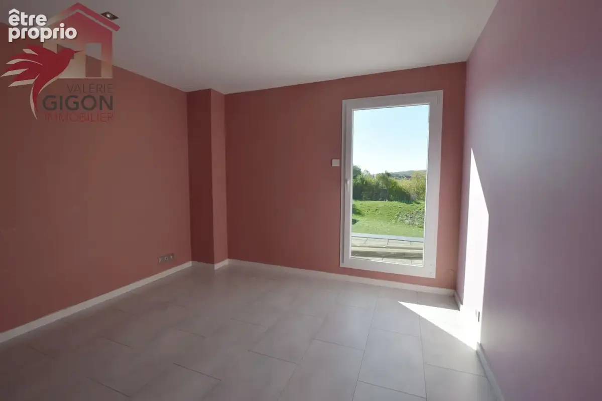 BELLE MAISON CONTEMPORAINE construite en 2018, alliant confort, modernité et fonctionnalité, beaux volumes ouv - photo 7