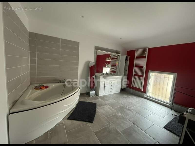 Maison à FRANQUEVIELLE