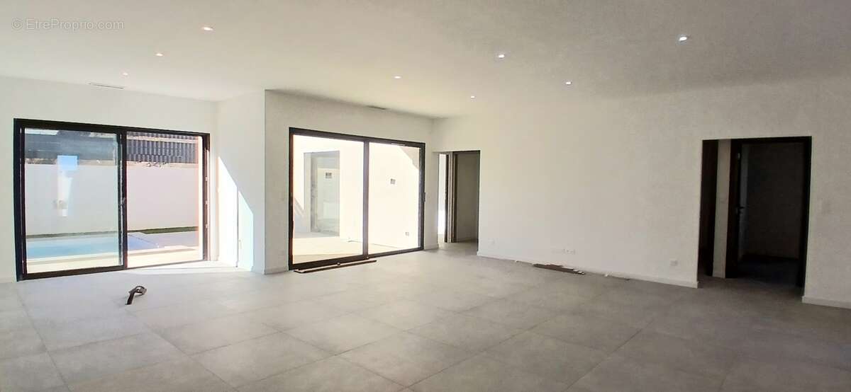 Maison à CESSENON-SUR-ORB