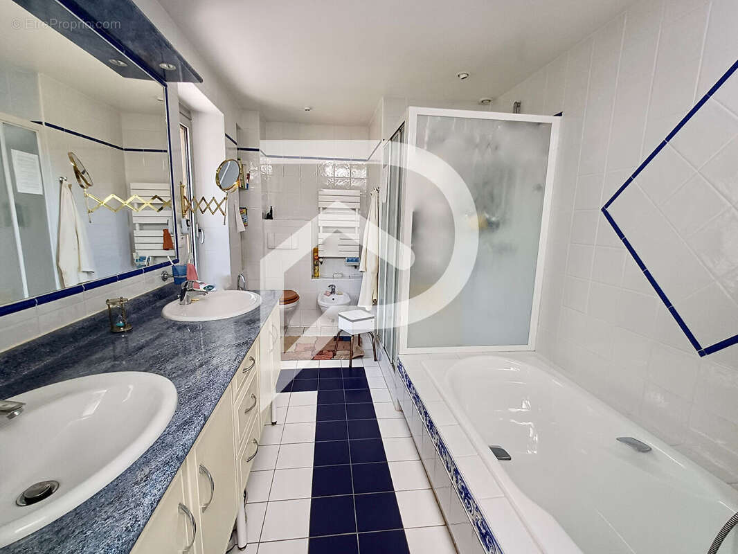 Maison à PEYREHORADE