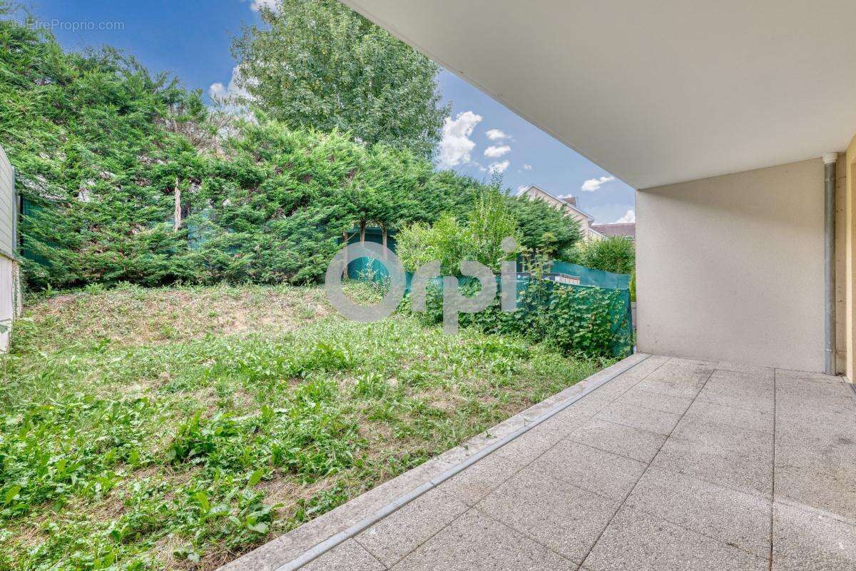 Appartement à FERRIERES-EN-BRIE