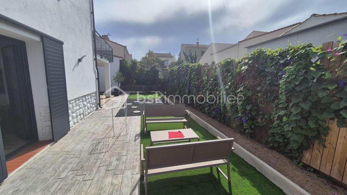 Maison à SAINT-CYPRIEN