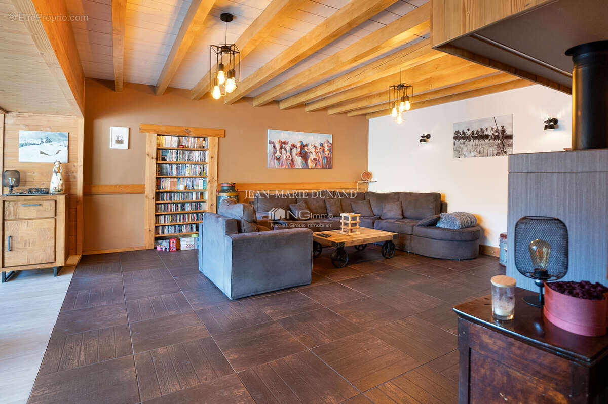Maison à BOGEVE