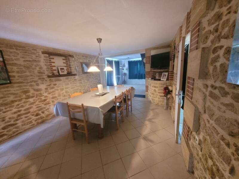 Maison à VERTHEUIL