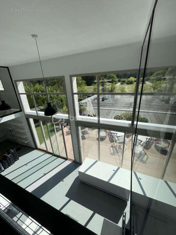 Commerce à AIX-EN-PROVENCE