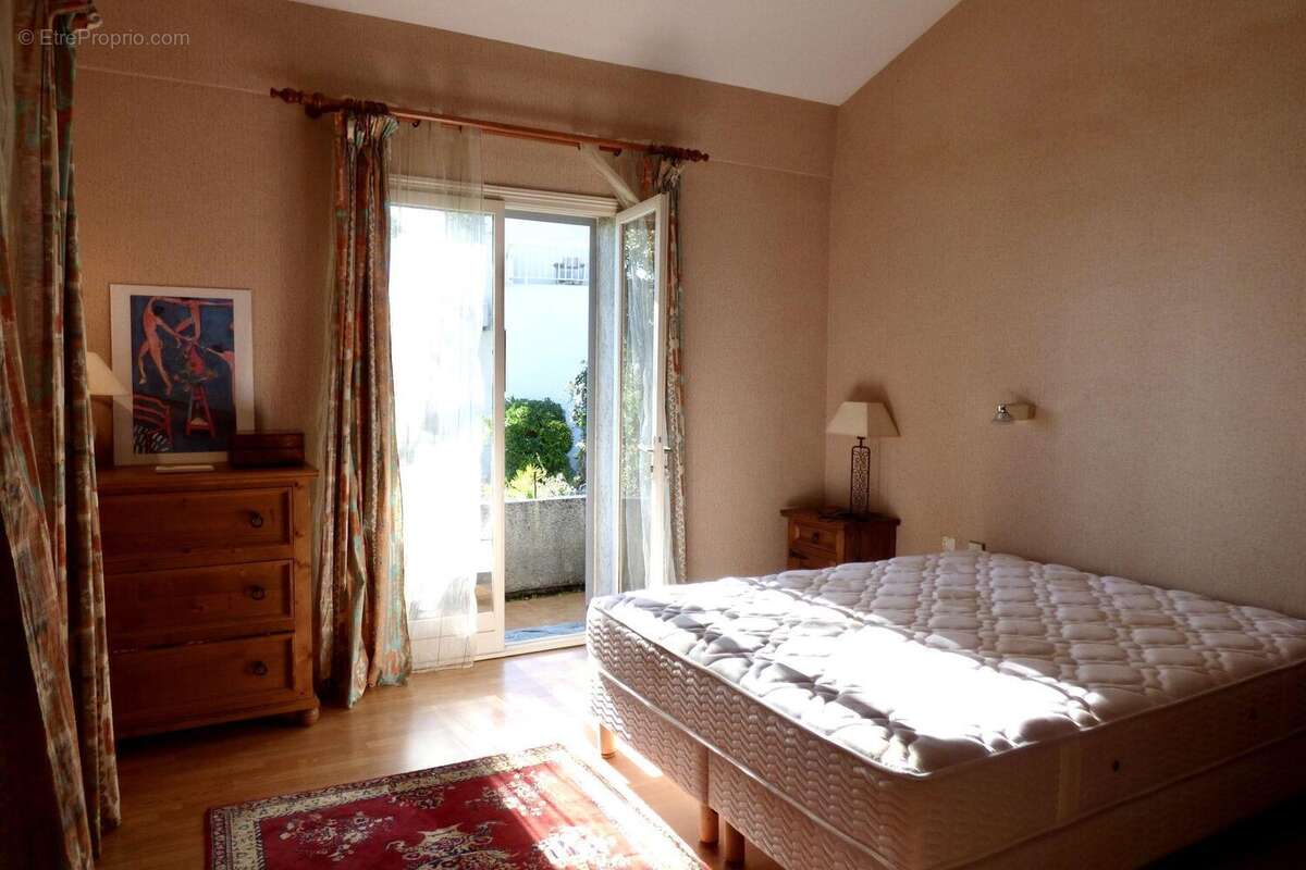 4 chambres au total