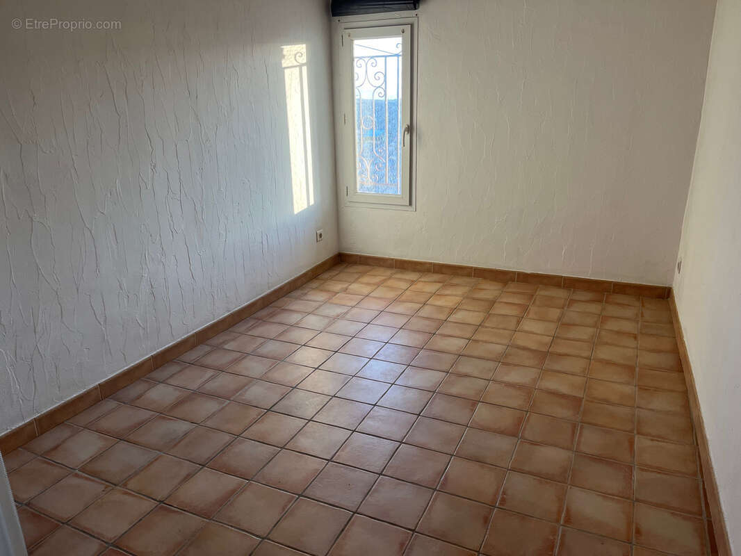 Appartement à SAINT-VALLIER-DE-THIEY