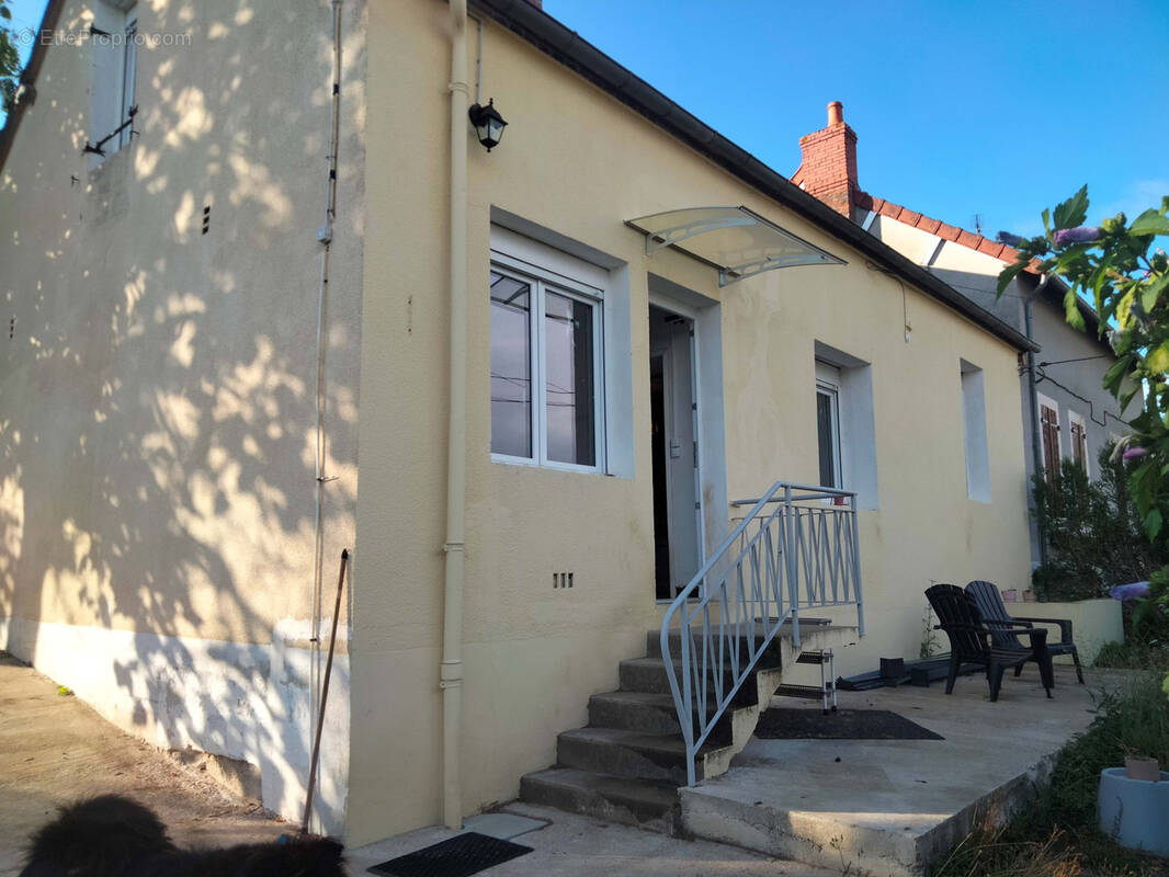 Maison à VERNEUIL