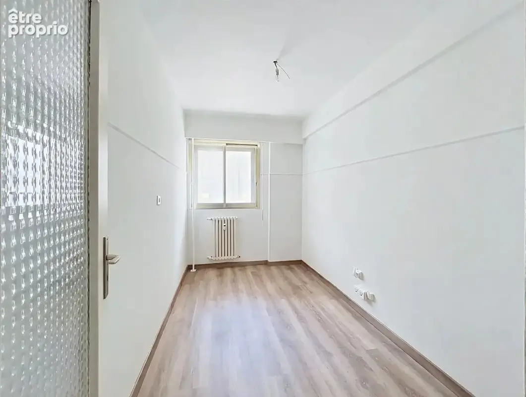 3 pièces 65,29 m² à Antibes avec cave et parking - photo 4