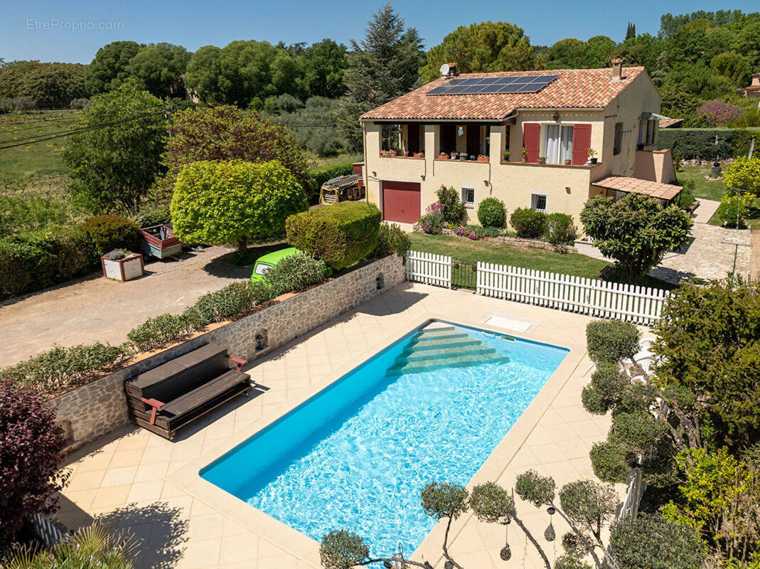 Maison à SAINT-ANTONIN-DU-VAR