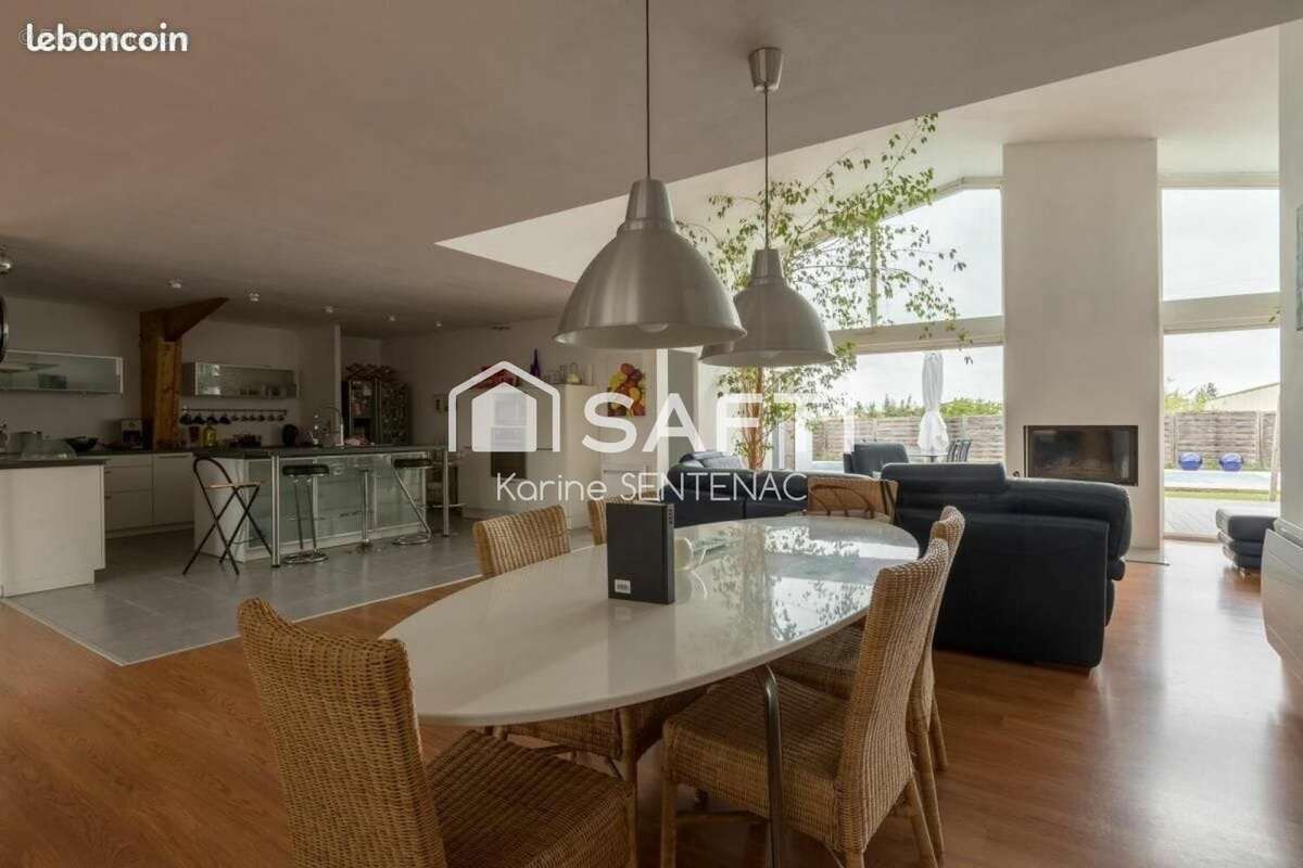 Photo 8 - Commerce à LOUDUN