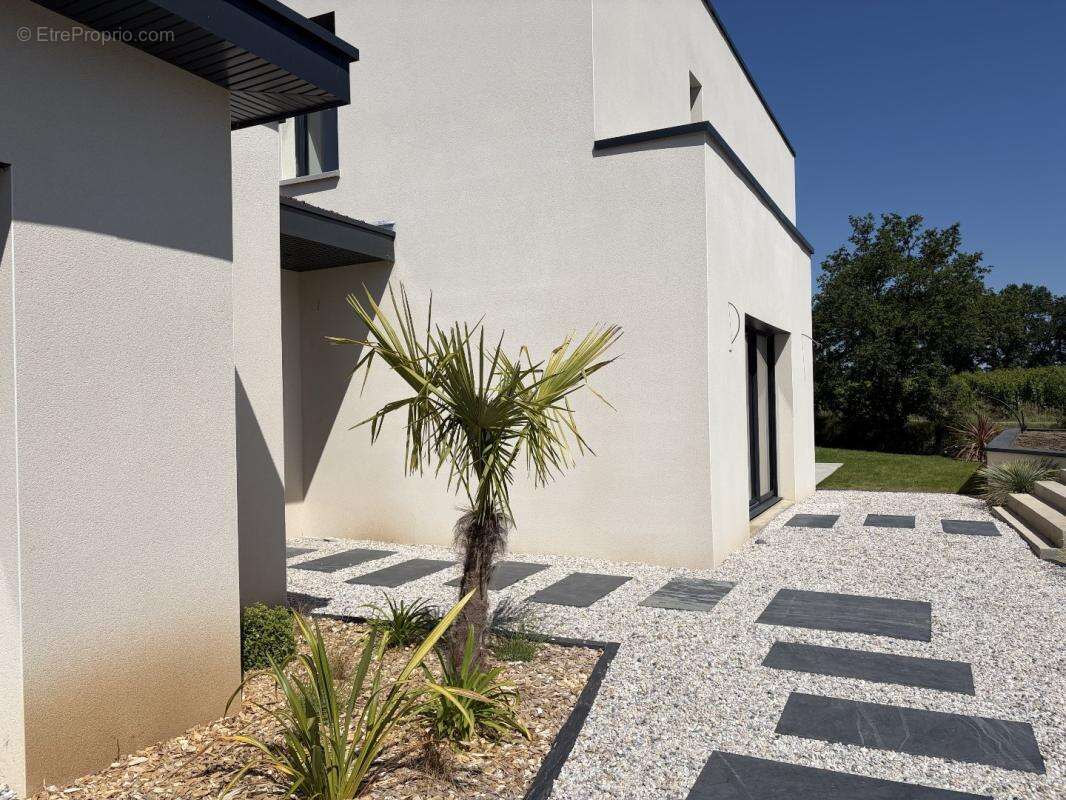 Maison à JUIGNE-SUR-LOIRE