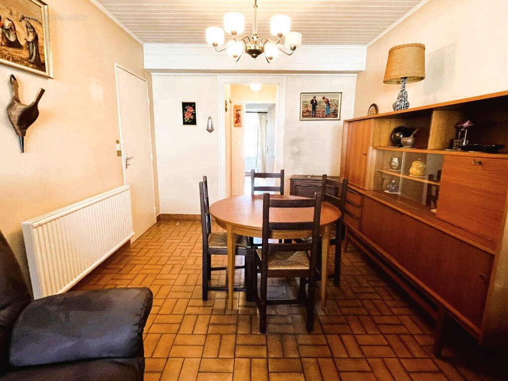 Maison à PRIAY