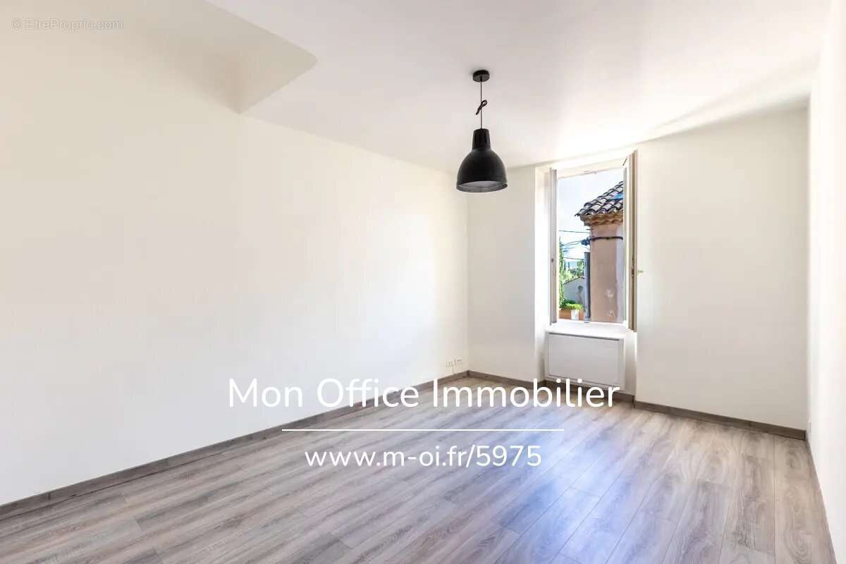 Appartement à ROUSSET