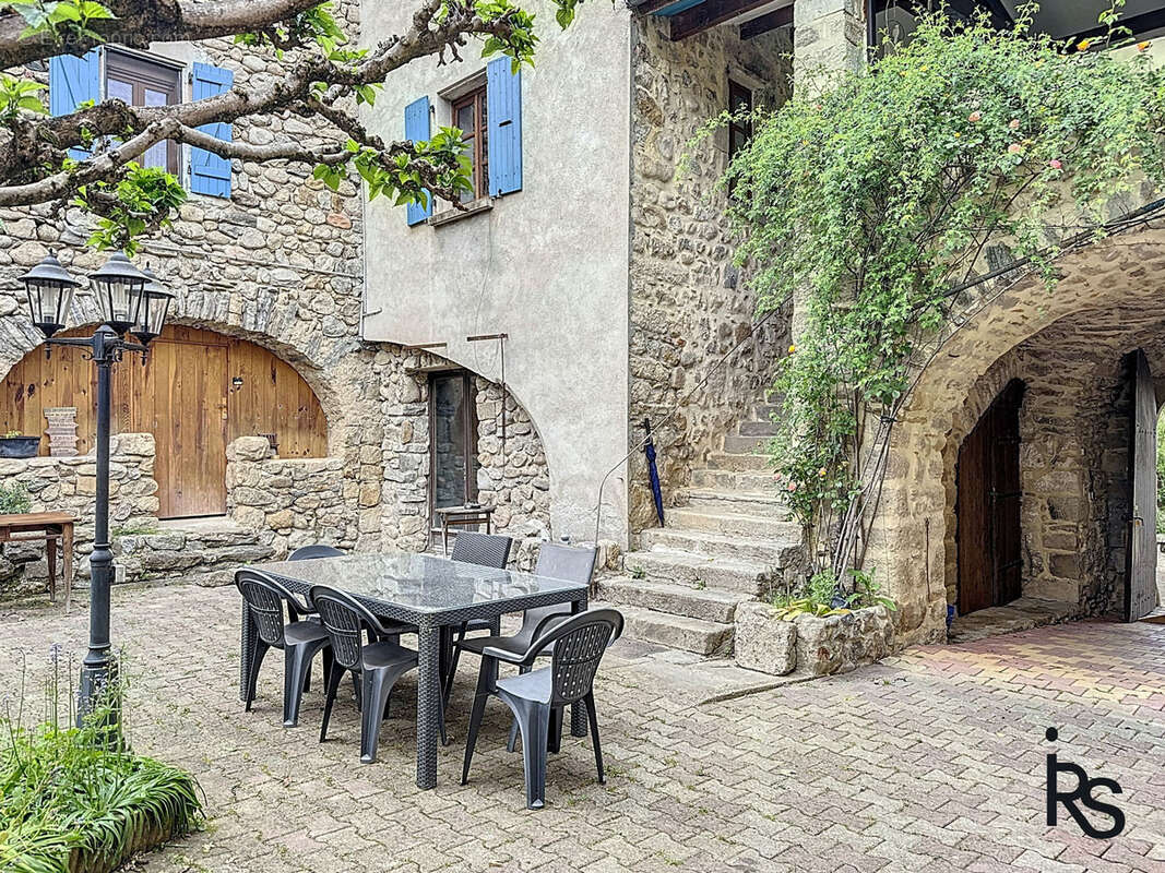 Maison à JOYEUSE