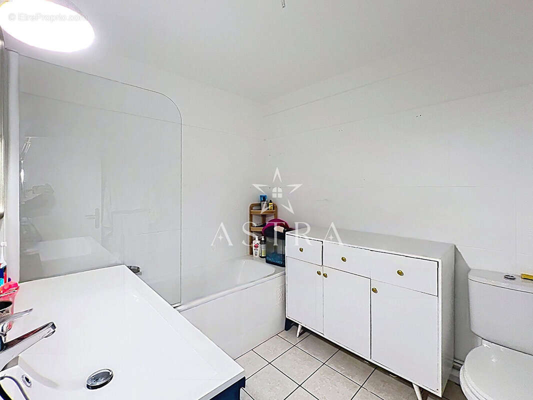 Appartement à MONTROUGE
