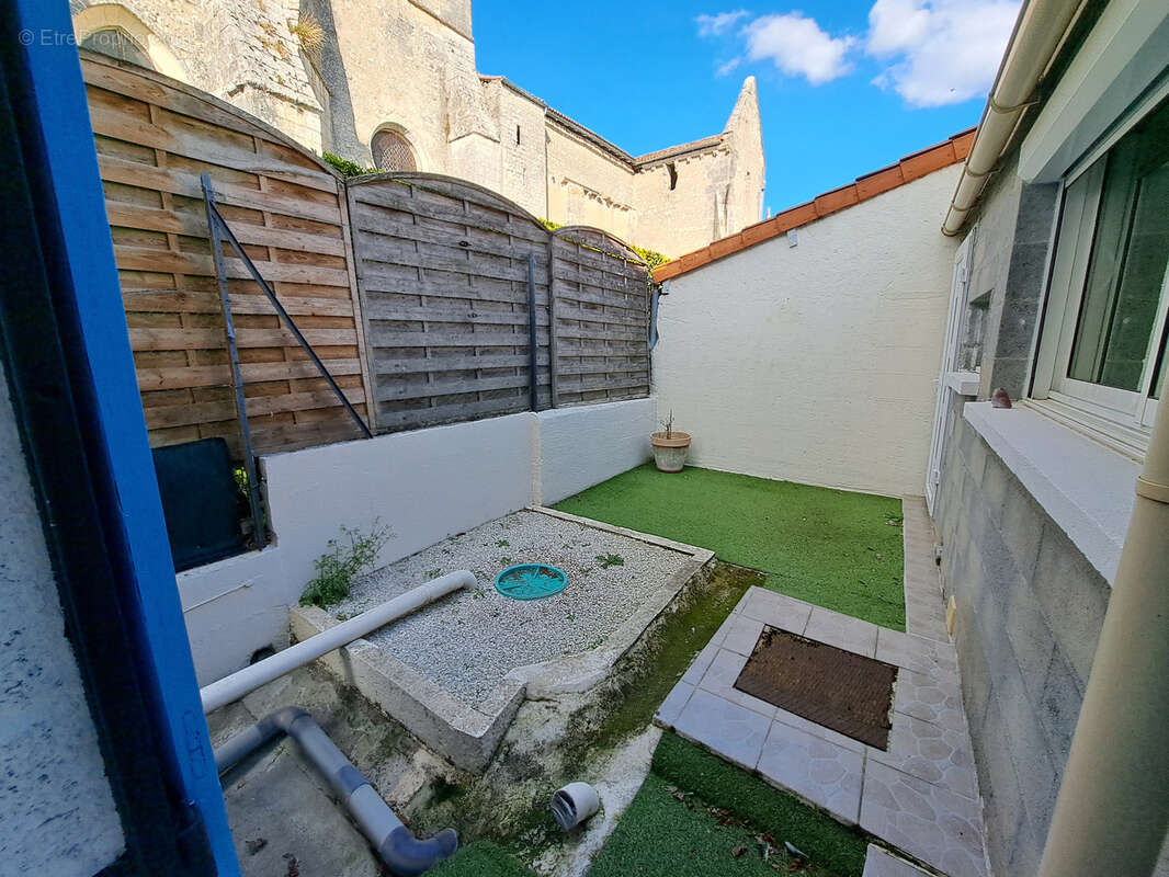 Maison à SAINT-BONNET