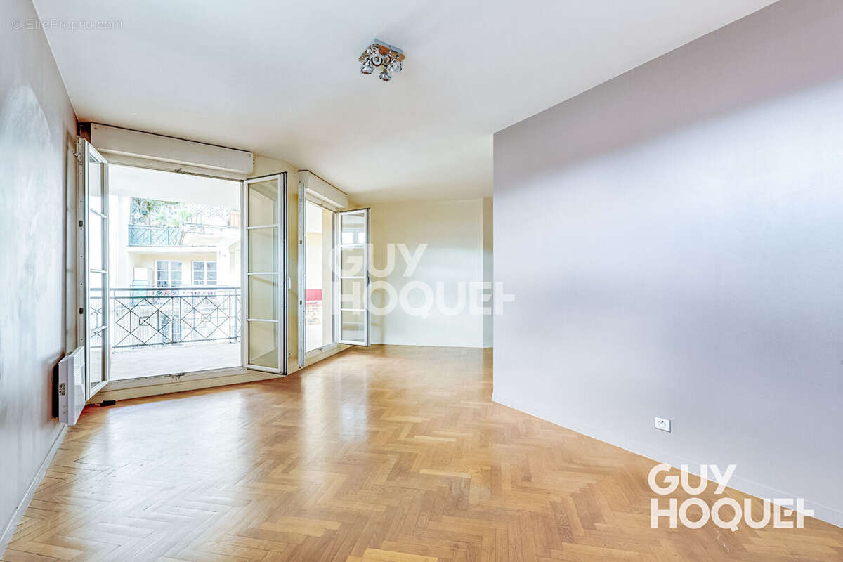 Appartement à ROSNY-SOUS-BOIS