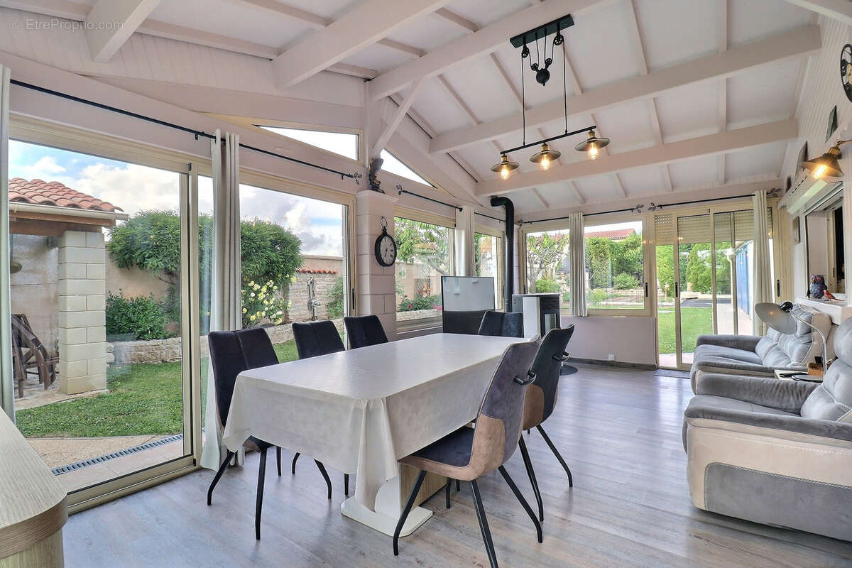 Maison à vendre de 5 pièces de 135 m2 - photo 2