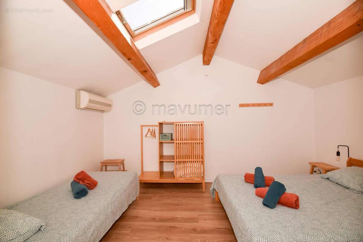 Maison de ville T4 de 70m2 - terrasse sans vis à vis - Sainte Marguerite / Le Cabot 13009 Marseille n°2