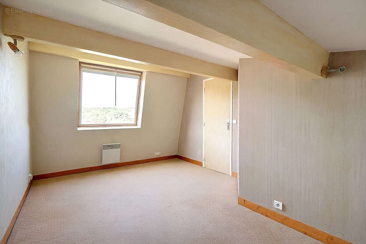Appartement à VILLE-D'AVRAY