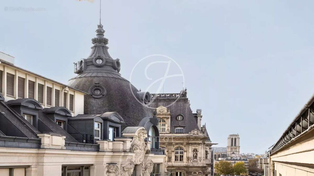 Appartement à PARIS-4E