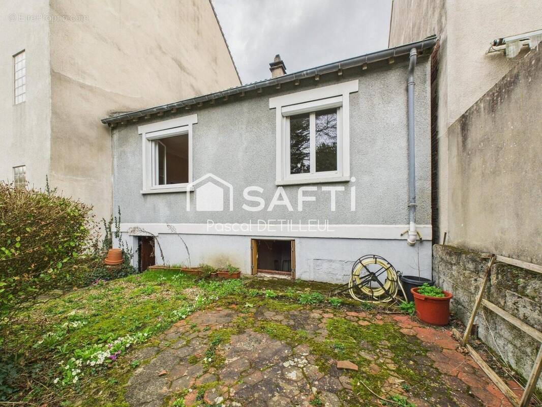 Photo 1 - Maison à GARCHES