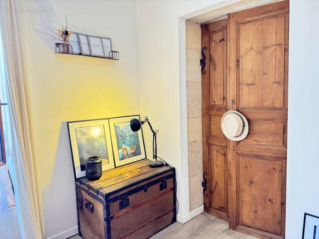 Maison à UCHAUD