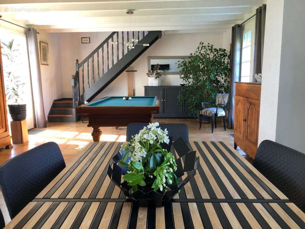 Maison à LA JARRIE