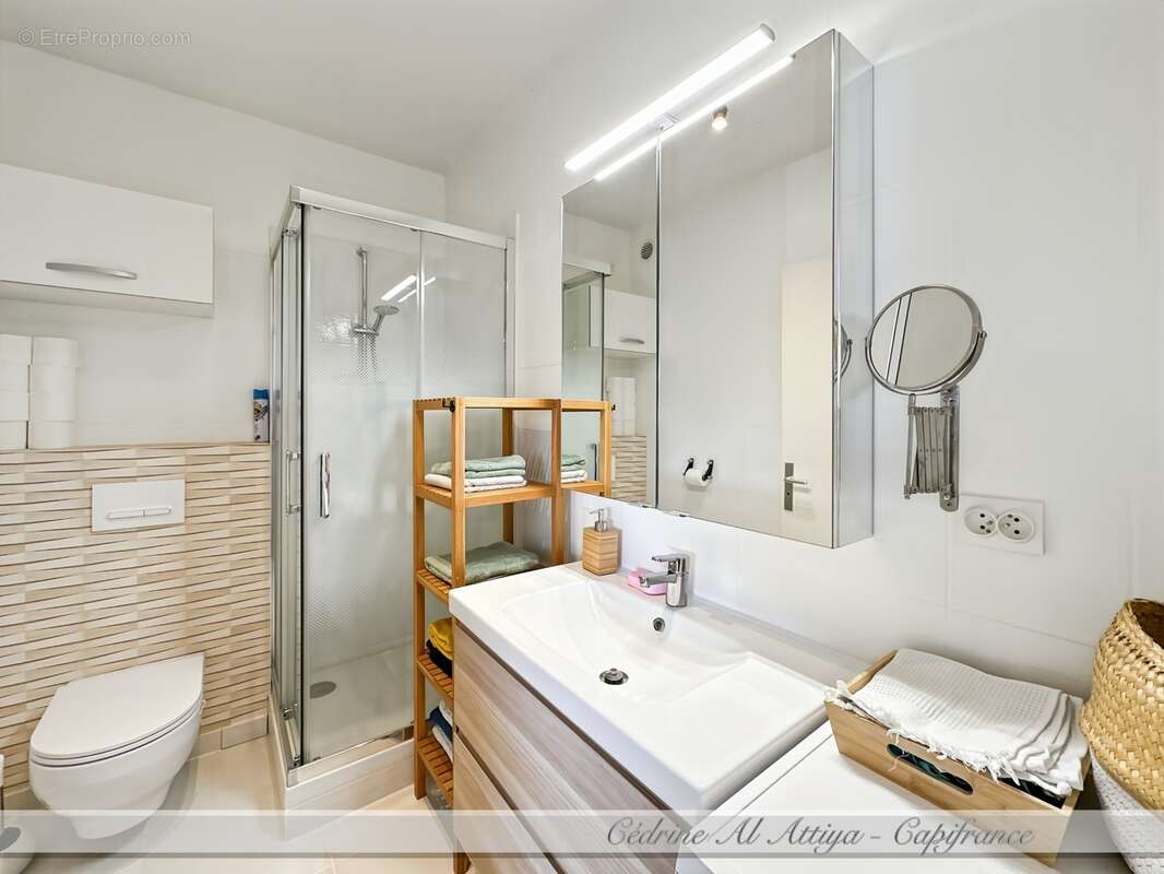 Appartement à vendre 2 pièces de 35m2 au 1er étage avec ascenseur, loggia, parking et local à vélos - photo 7