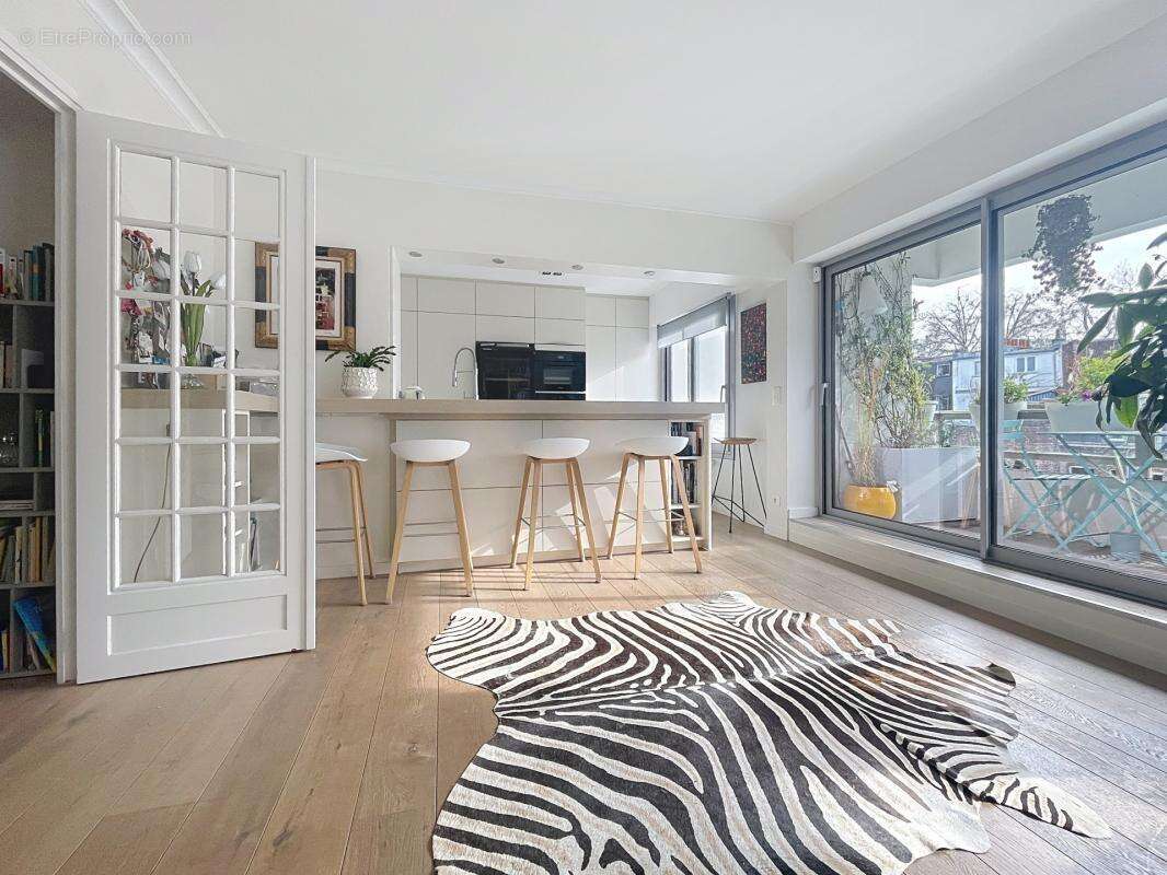 LILLE SQUARE FOCH - Superbe appartement 101 m² - photo 4