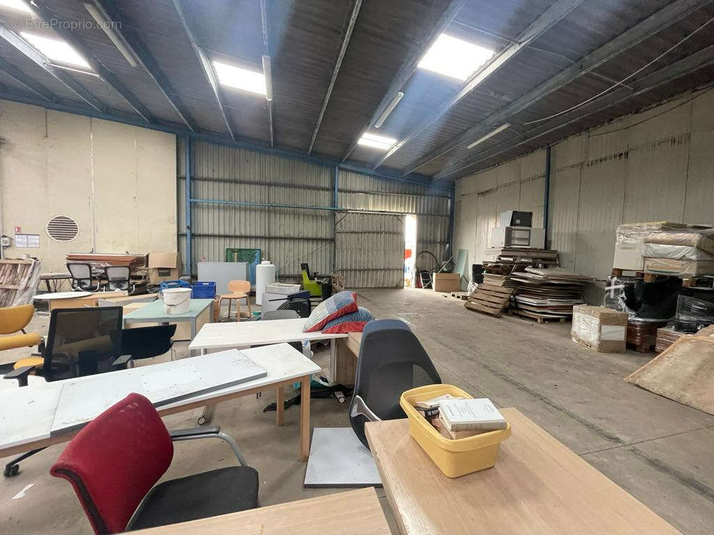 Commerce à LA COUTURE