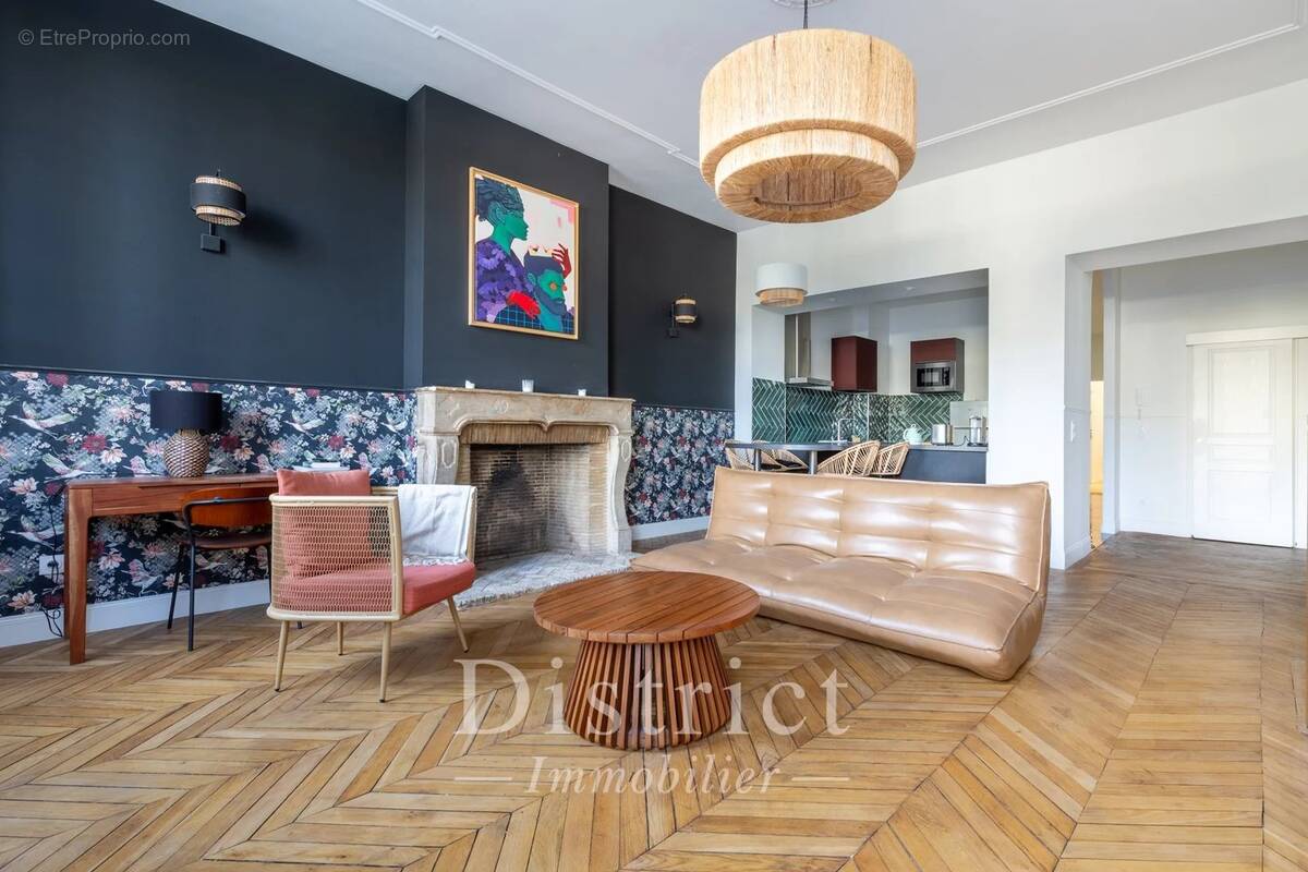 Appartement à PARIS-4E