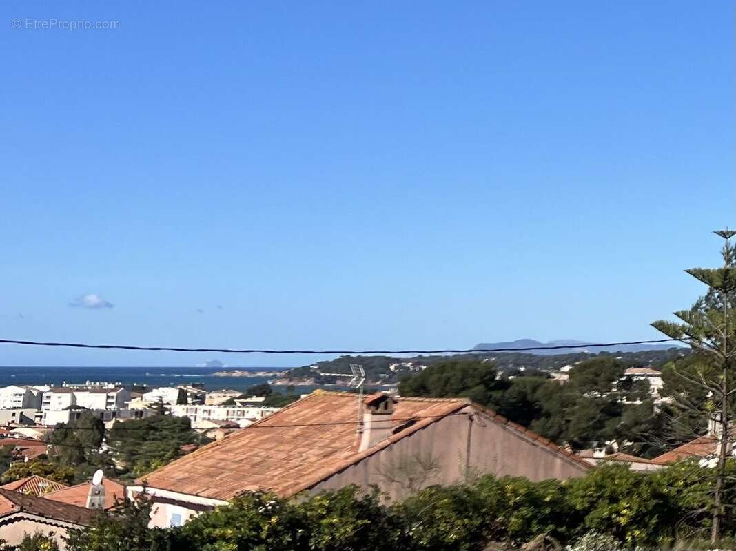 Appartement à SIX-FOURS-LES-PLAGES