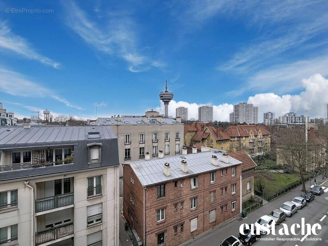 Appartement à LES LILAS