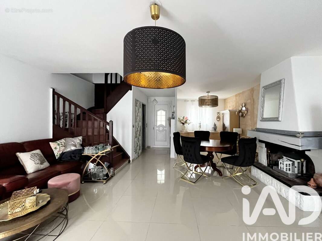 Photo 2 - Maison à EMERAINVILLE