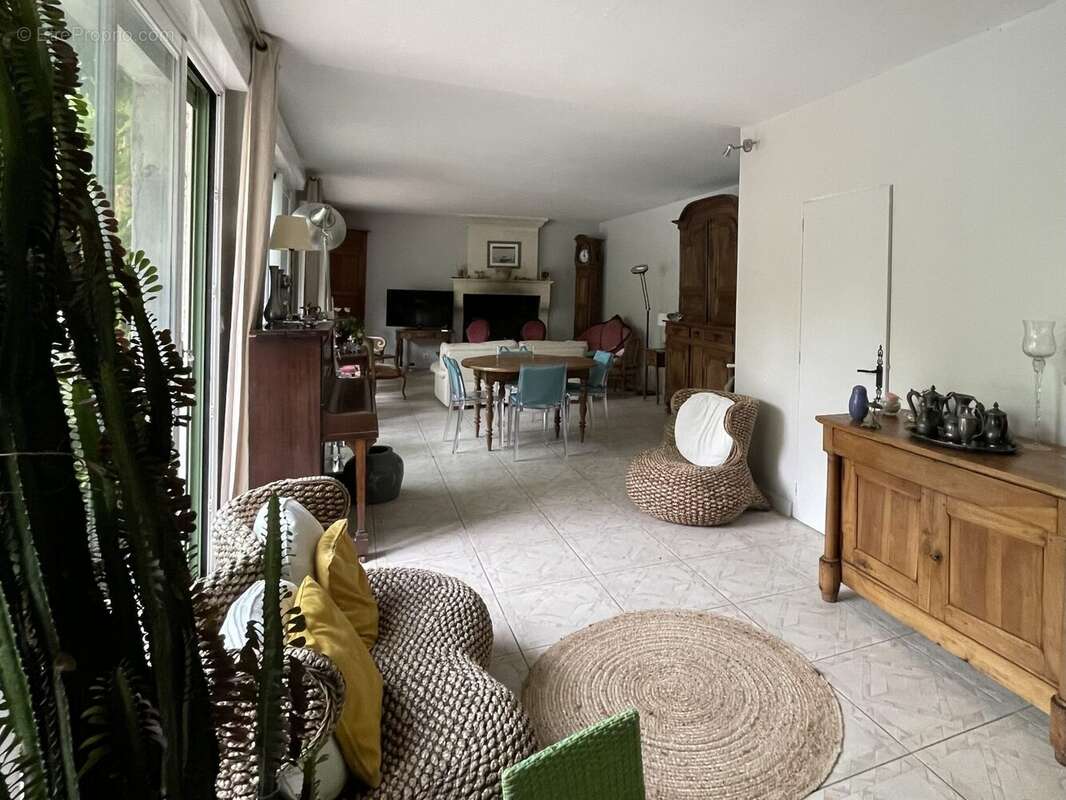 Maison à VOULGEZAC