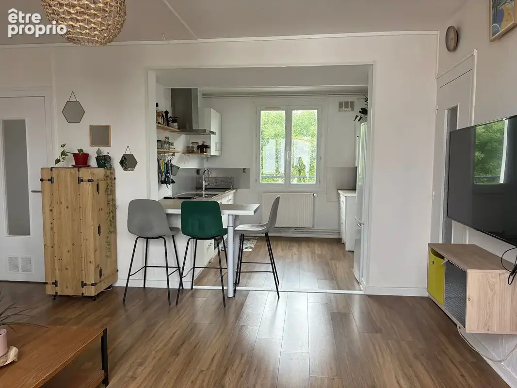 Appartement traversant de 70 m² + Box à vélos/motos + Balcon - photo 13