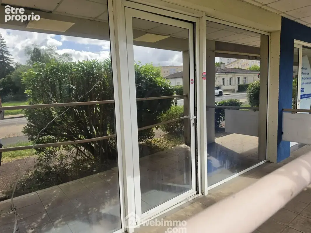 Commerce 50 m² à vendre à Blanquefort (33290) - photo 3