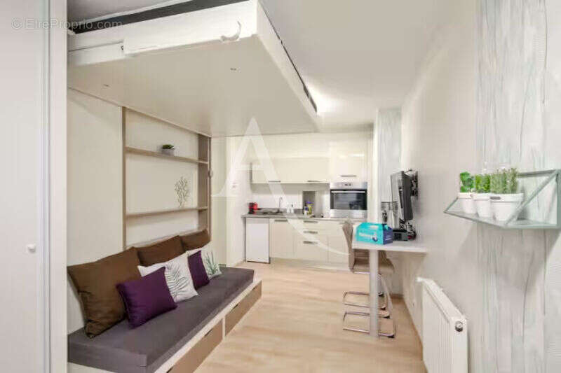 Commerce à PARIS-11E