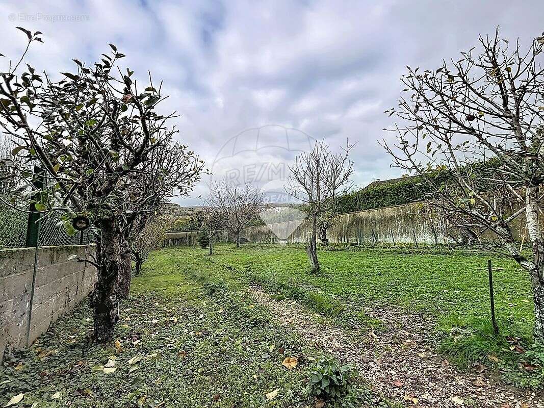 Maison à VILLEVALLIER