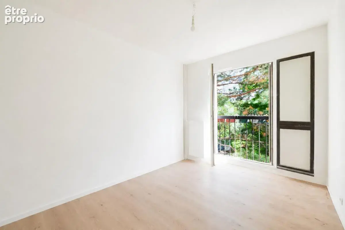 Appartement T5 lumineux au cœur d’une résidence arborée – 91 m² – Marseille 10ᵉ - photo 5