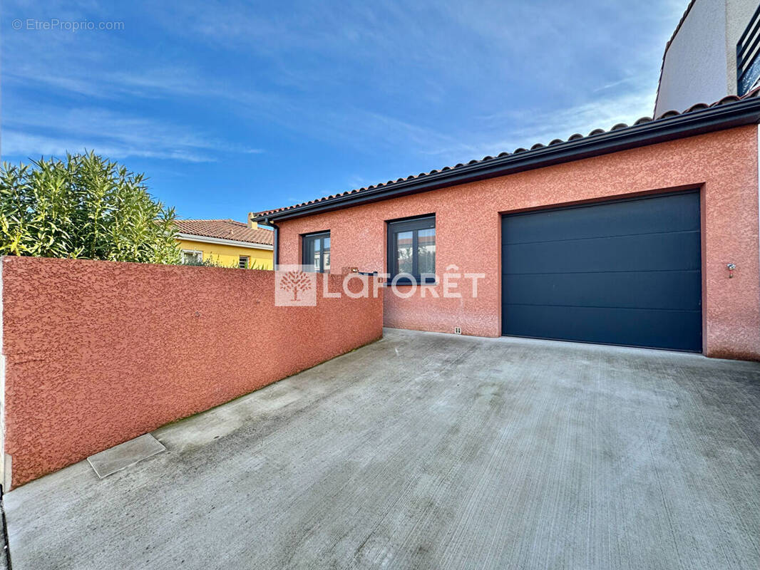 Maison à LATOUR-BAS-ELNE