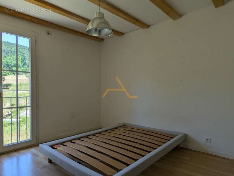 Maison à DIEULEFIT