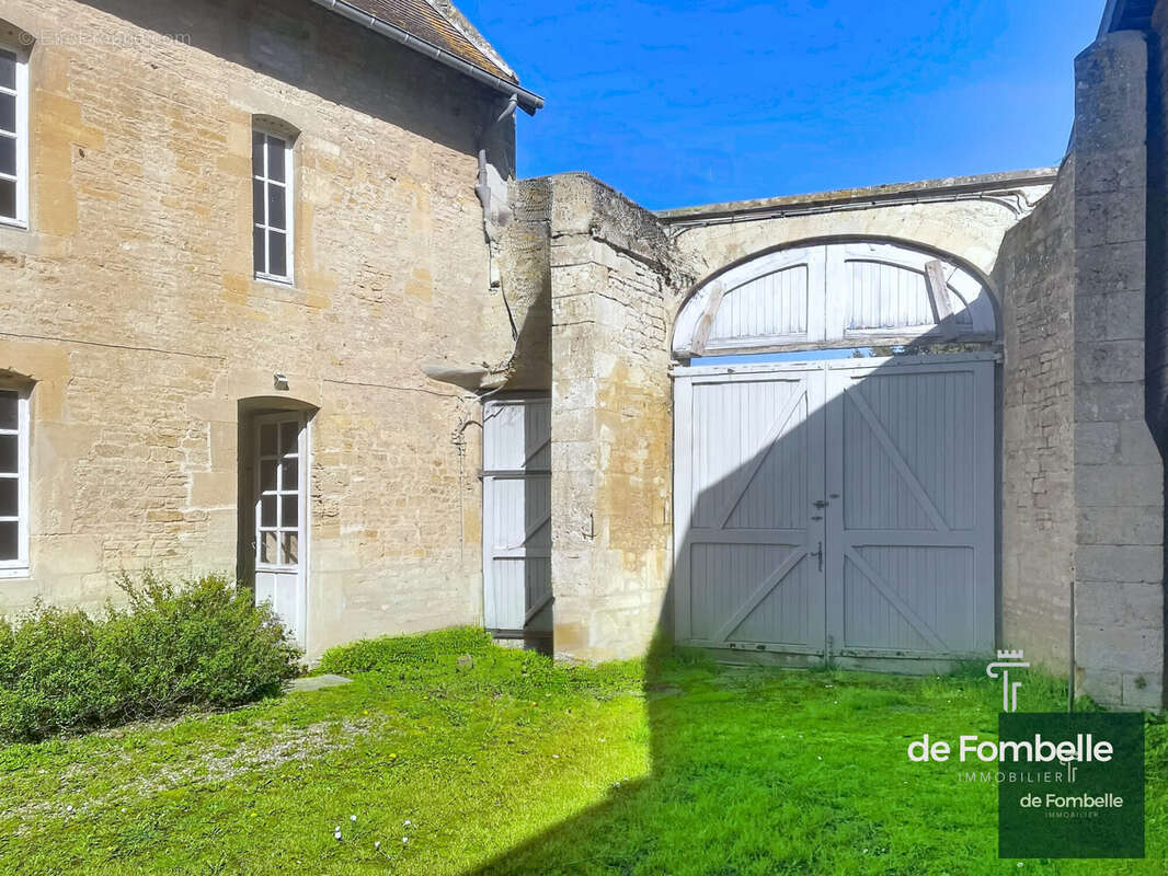 Maison à BIEVILLE-BEUVILLE