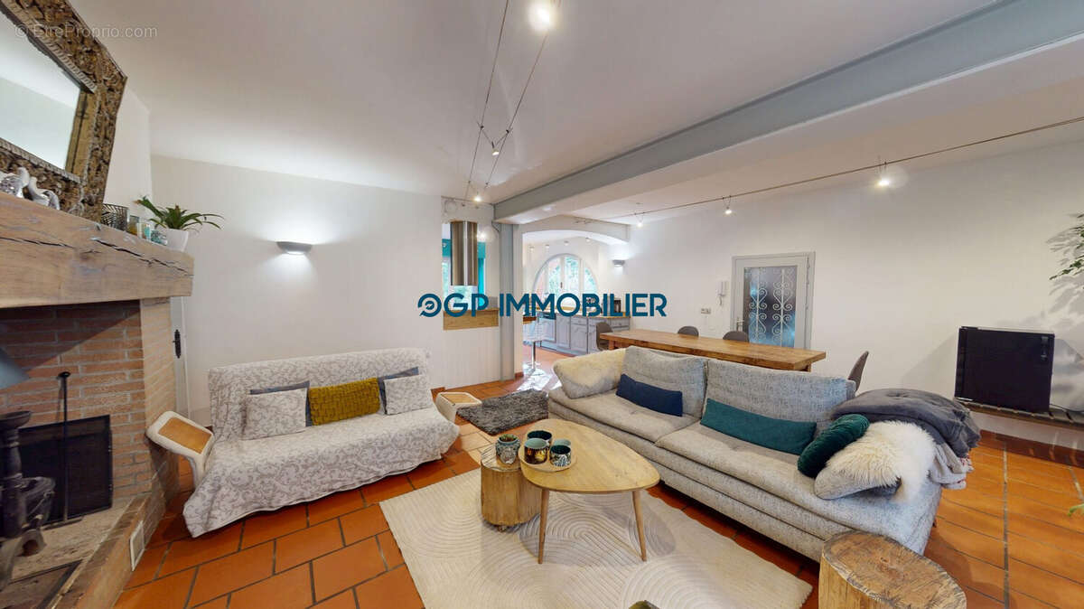 Maison à VERDUN-SUR-GARONNE