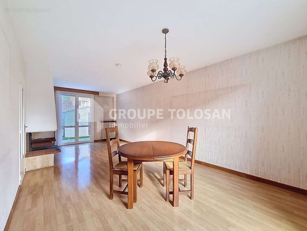 Maison à MONTGISCARD